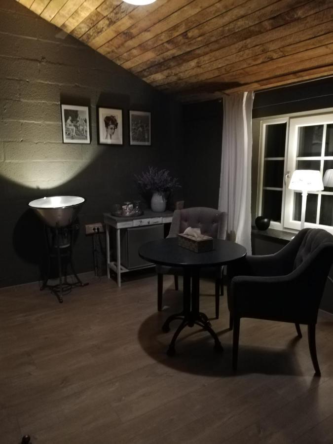 Le Relais De Chassepierre Exterior foto